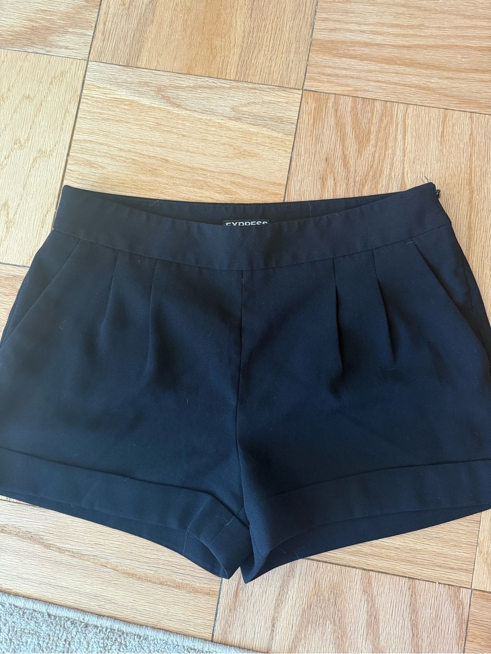Express Black High-Waist Pleated Front Women’s Shorts